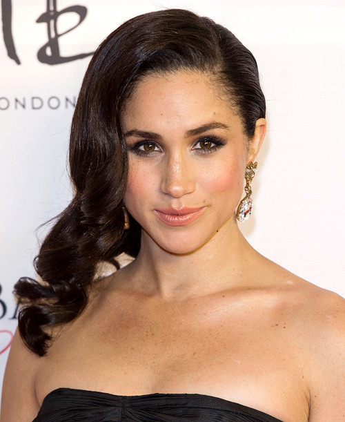 Phong cách làm đẹp của diễn viên sắp làm vợ Hoàng tử Harry ảnh 5 Phong cách làm đẹp của diễn viên sắp làm vợ Hoàng tử Harry