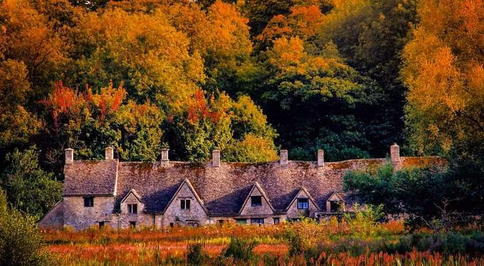 Ngôi làng được in hình trên hộ chiếu