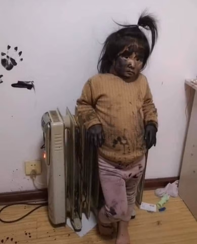 Đố mẹ phát hiện ra con!