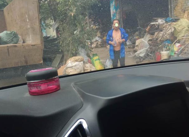 Bỏ nhà đi 28 năm quay lại bỗng chốc giàu có nhưng người đàn ông mất đi thứ quý giá nhất ảnh 5 Bỏ nhà đi 28 năm quay lại bỗng chốc giàu có nhưng người đàn ông mất đi thứ quý giá nhất 5