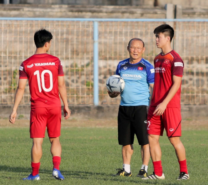 Nhưng xem ra HLV Park Hang Seo cần phải cải thiện nhiều hơn nữa hàng công để niềm vui bớt thấp thỏm hơn