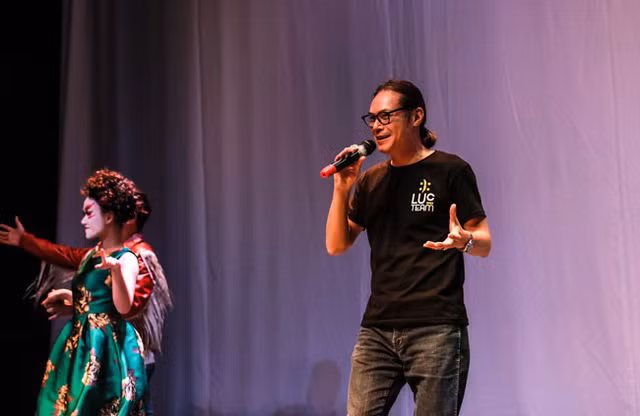 Sau Quẫn, Trần Lực húc đầu vào Cơn ghen của Lọ Lem.