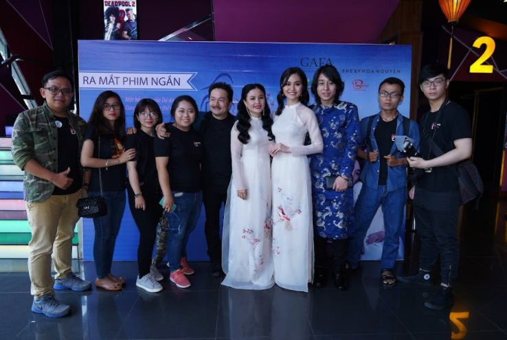 “Lý áo dài” - bộ phim về tình mẫu tử lấy cạn nước mắt ảnh 2