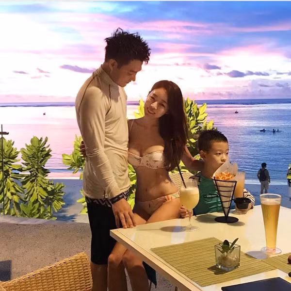 Cuộc sống gia đình hạnh phúc, viên mãn là bí quyết giúp phụ nữ lưu giữnét đẹp thanh xuân.