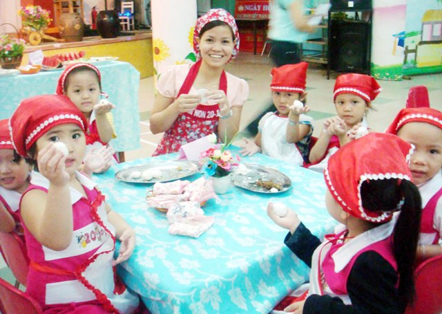 Sẽ có chương trình đào tạo bồi dưỡng chung để nâng chuẩn đội ngũ giáo viên mầm non Sẽ có chương trình đào tạo bồi dưỡng chung để nâng chuẩn đội ngũ giáo viên mầm non