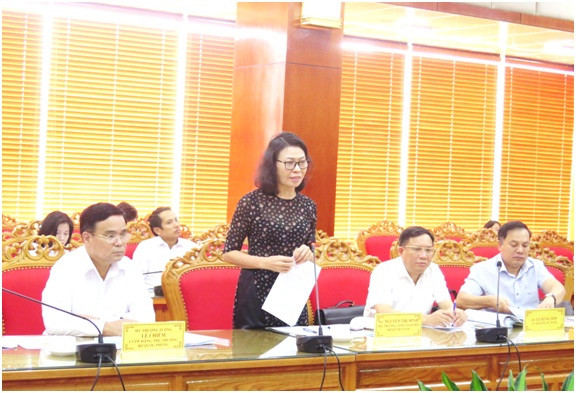 Thứ trưởng, Tổng Giám đốc BHXH Việt Nam Nguyễn Thị Minh phát biểu tại buổi làm việc. Thứ trưởng, Tổng Giám đốc BHXH Việt Nam Nguyễn Thị Minh phát biểu tại buổi làm việc.