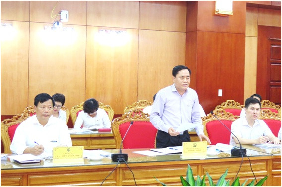 Phó Chủ tịch UBND tỉnh Hồ Tiến Thiệu phát biểu tại buổi làm việc. Phó Chủ tịch UBND tỉnh Hồ Tiến Thiệu phát biểu tại buổi làm việc.