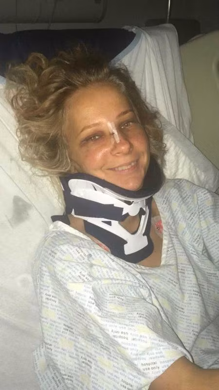 Cô không biết bản thân bị thương tích nặng như vậy