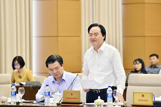 Bộ trưởng Phùng Xuân Nhạ báo cáo tóm tắt dự thảo Luật Giáo dục (sửa đổi) Bộ trưởng Phùng Xuân Nhạ báo cáo tóm tắt dự thảo Luật Giáo dục (sửa đổi)