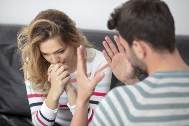 Phát điên vì "người yêu hờ" của vợ