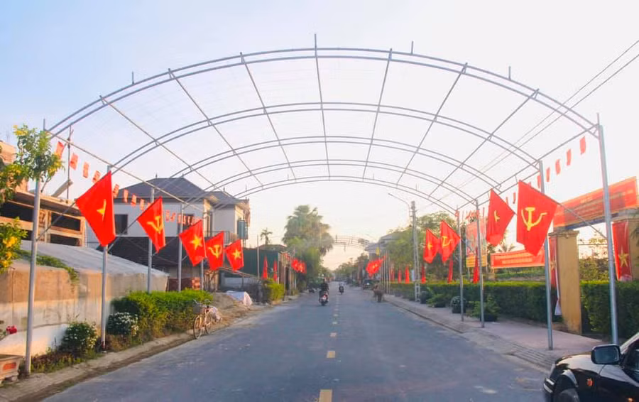 Đường làng, ngõ xóm khang trang, sạch sẽ tại huyện Thạch Hà.