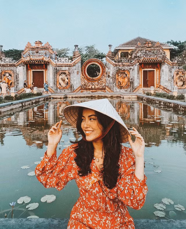 Mẫu váy “ai mặc cũng đẹp”, còn giúp bạn trông gầy đi vài kg ảnh 3