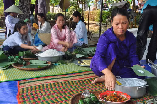 Ấn tượng chợ quê ngày hội Festival Huế 2014