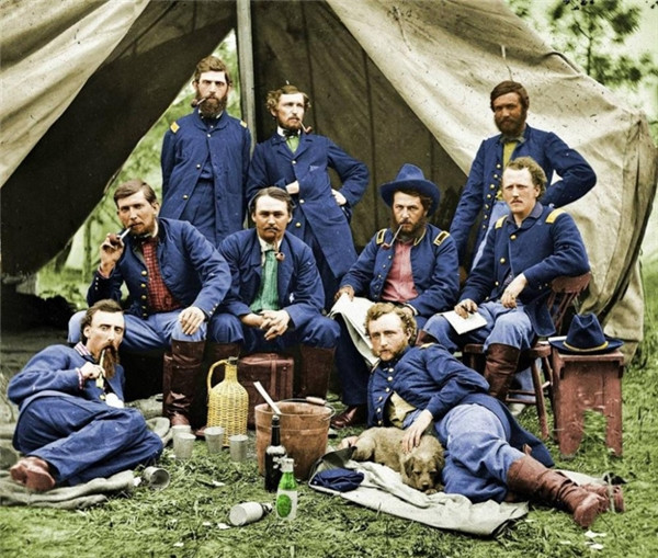 Những người lính Liên bang miền Bắc trong thời Nội chiến Hoa Kỳ, 1863. Những người lính Liên bang miền Bắc trong thời Nội chiến Hoa Kỳ, 1863.