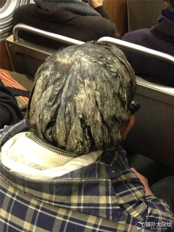 “Hoảng hốt” với những mái tóc 10 năm chưa hề cắt gội ảnh 5 “Hoảng hốt” với những mái tóc 10 năm chưa hề cắt gội ảnh 5