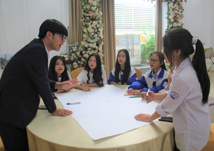 Nhiều sáng kiến bảo vệ môi trường được học sinh đưa ra tại Hội thảo.