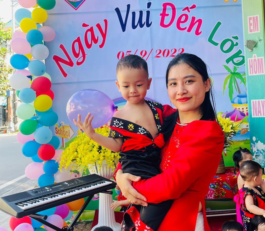 Chân dung cô Nguyễn Thị Việt Anh. Chân dung cô Nguyễn Thị Việt Anh.