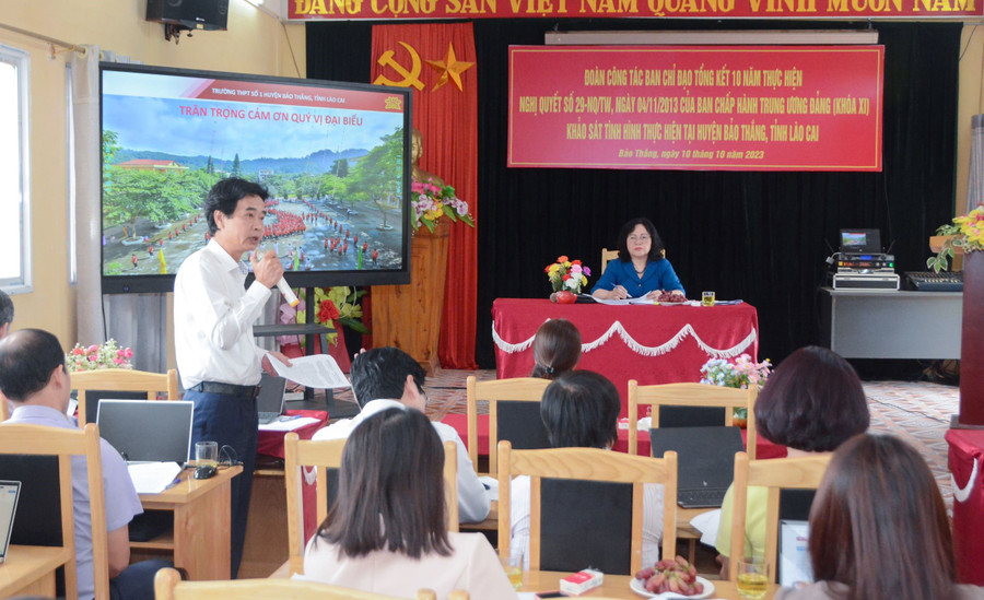 Đoàn công tác ghi nhận những nỗ lực trong triển khai Nghị quyết 29 tại Lào Cai.