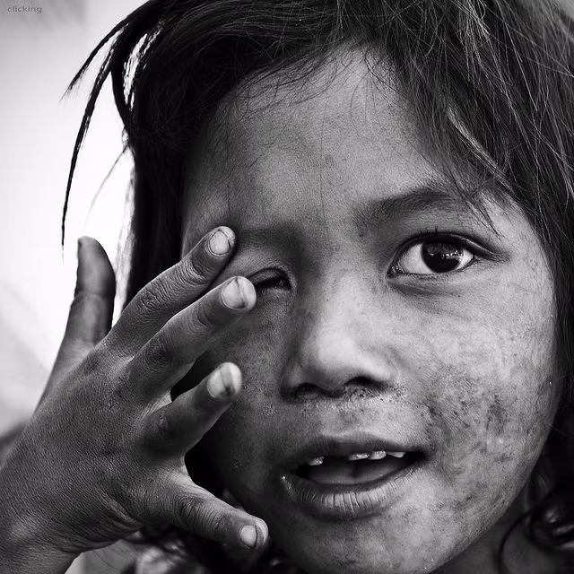 Bắt được cô bé 9 tuổi ăn trộm đồ, nhân viên siêu thị bất ngờ với những gì em lấy đi và câu chuyện xúc động đằng sau - Ảnh 5.