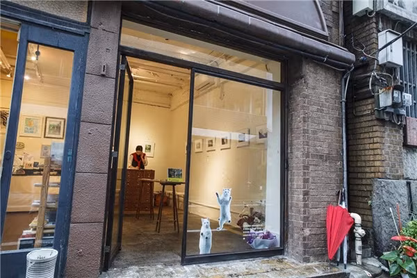 Điều kì diệu ở hiệu sách độc nhất thế giới chỉ bán đúng một quyển