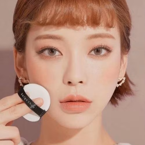 Da khô đến mấy cũng ẩm mượt bóng mịn trong ngày đông lạnh giá chỉ bằng 5 tuyệt chiêu trang điểm