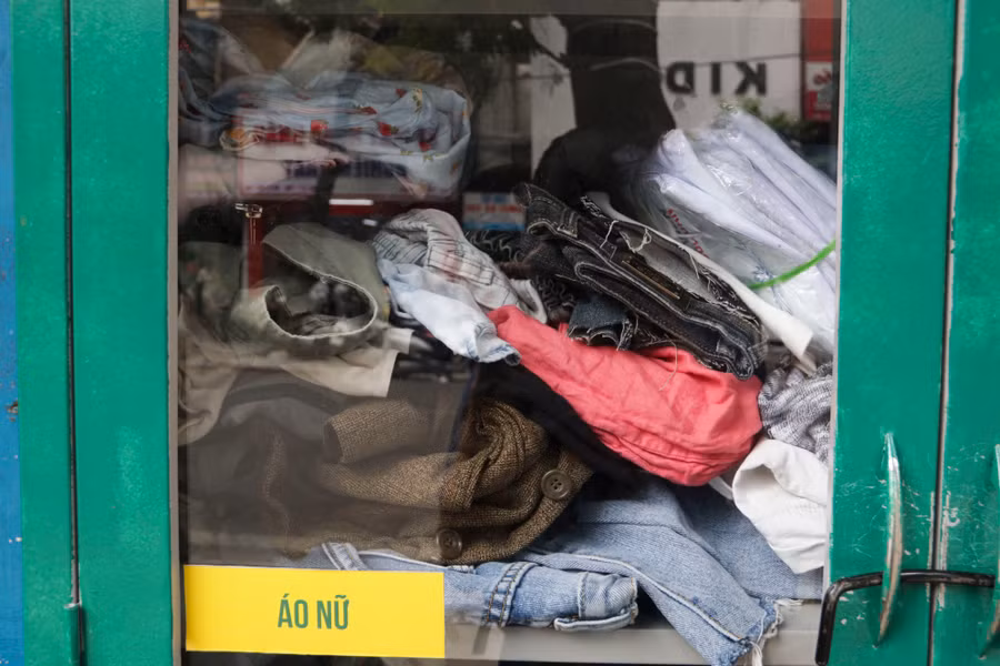 Hà Nội: Xuất hiện nhiều tủ quần áo 0 đồng dành cho người nghèo - 16