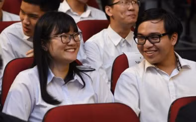 Cô nàng tự tin, luôn nở nụ cười trên môi