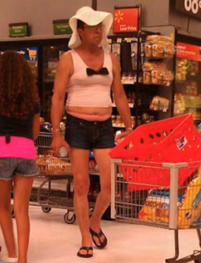 bat gap nhung con nguoi "sieu di" xuat hien trong sieu thi hinh anh 10