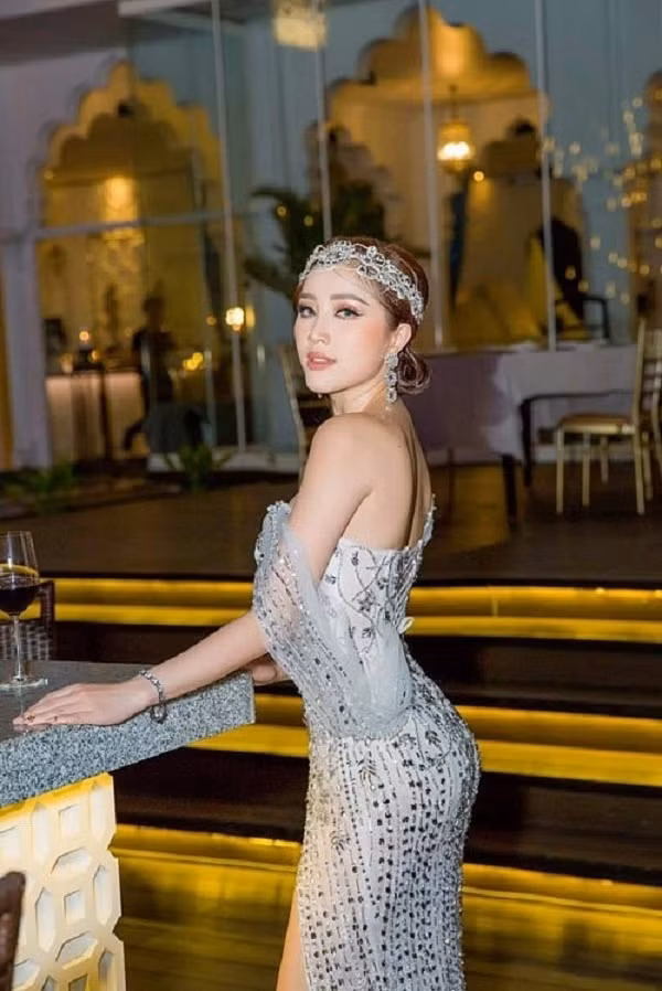 Nhan sắc không tuổi của dàn nữ thần thế hệ 8x trong showbiz Việt