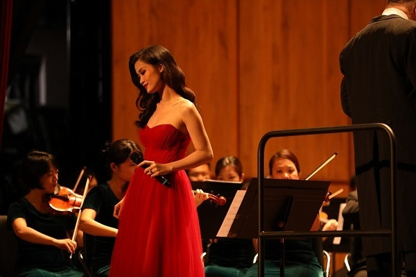 Nhan sắc không tuổi của dàn nữ thần thế hệ 8x trong showbiz Việt