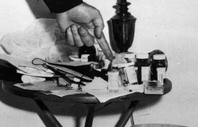 Những uẩn khúc về cái chết của nữ diễn viên huyền thoại Marilyn Monroe ảnh 4 Những uẩn khúc về cái chết của