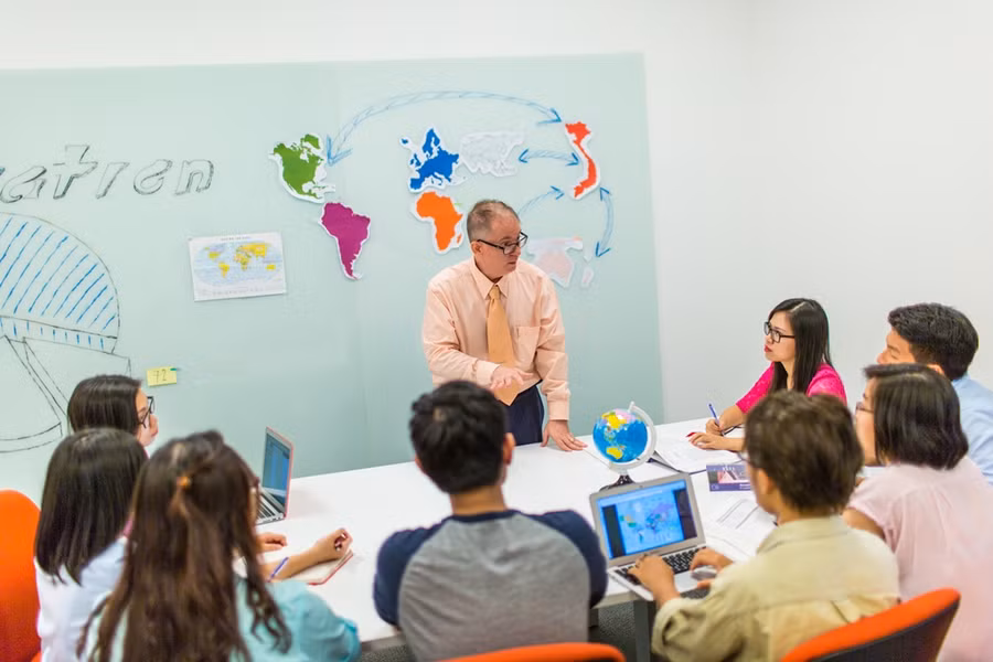 Một giờ học của sinh viên và giảng viên tại RMIT Việt Nam