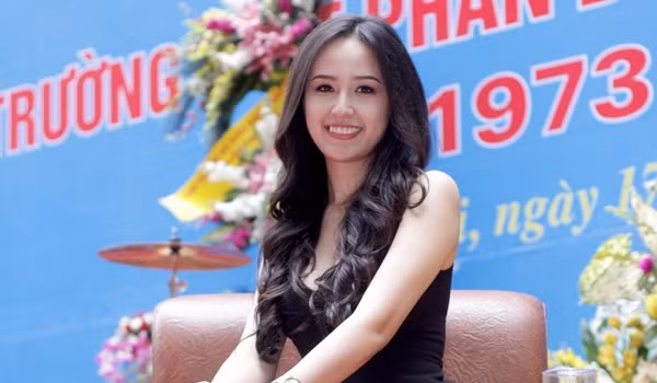 Mai Phương Thúy “âm thầm” rút khỏi showbiz