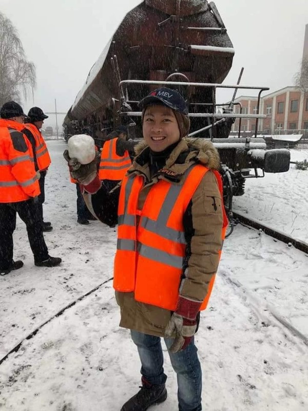 Phan Bá Thành học tập tại Công ty đường sắt MEV, thành phố Mannheim, CHLB Đức. (Ảnh: NVCC)