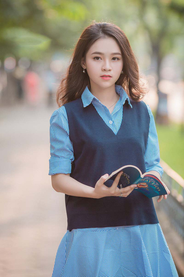 Nụ cười đẹp tựa nắng thu của nữ sinh Hà thành ảnh 2 Nụ cười đẹp tựa nắng thu của nữ sinh Hà thành ảnh 2