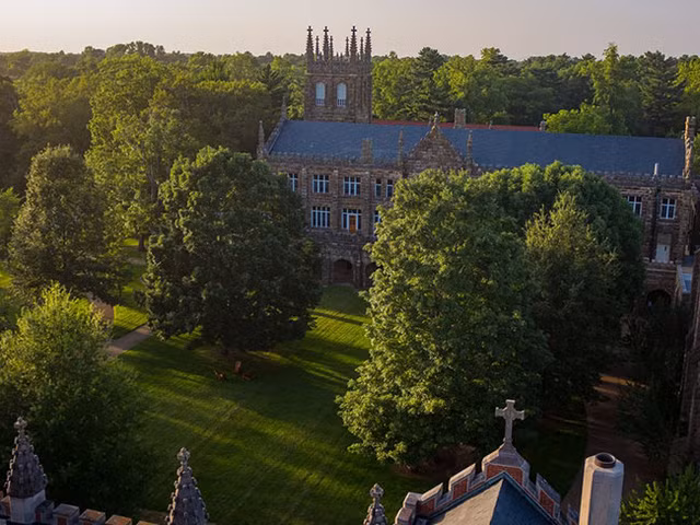 13 trường Đại học đẹp nhất Hoa Kỳ ảnh 12