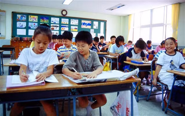 Điều đặc biệt về nền giáo dục quê hương của HLV Park Hang Seo ảnh 2