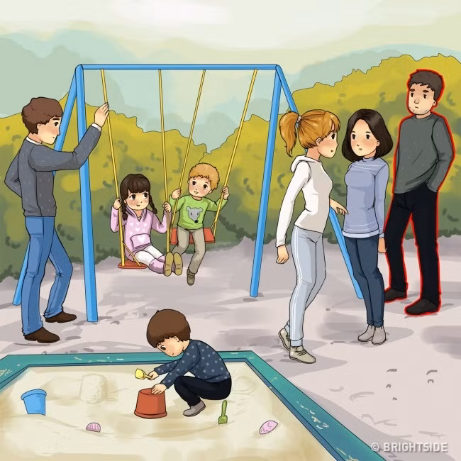 Những người đi vòng quanh sân chơi và theo dõi bọn trẻ rất đáng ngờ. Hãy chụp ảnh những người như vậy và hành động của họ. Cách đơn giản này có thể làm cho kẻ bắt cóc sợ hãi. Những người đi vòng quanh sân chơi và theo dõi bọn trẻ rất đáng ngờ. Hãy chụp ảnh những người như vậy và hành động của họ. Cách đơn giản này có thể làm cho kẻ bắt cóc sợ hãi.