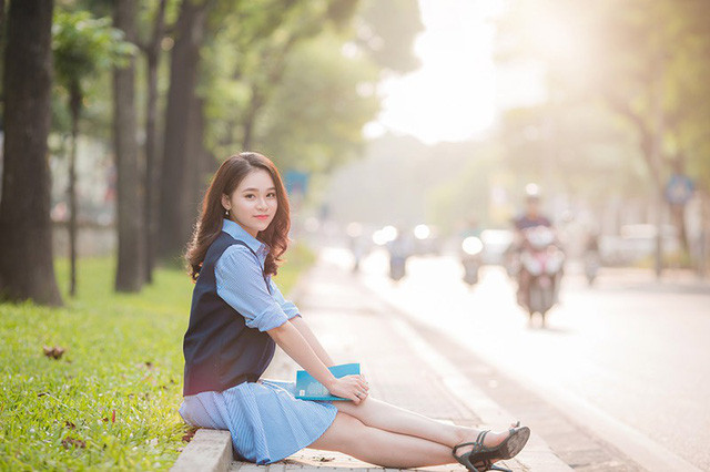 Nụ cười đẹp tựa nắng thu của nữ sinh Hà thành ảnh 4 Nụ cười đẹp tựa nắng thu của nữ sinh Hà thành ảnh 4