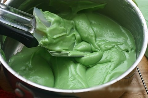 Mẹo hay làm bánh đúc lá dứa ngon tuyệt cú mèo ảnh 4 Mẹo hay làm bánh đúc lá dứa ngon tuyệt cú mèo