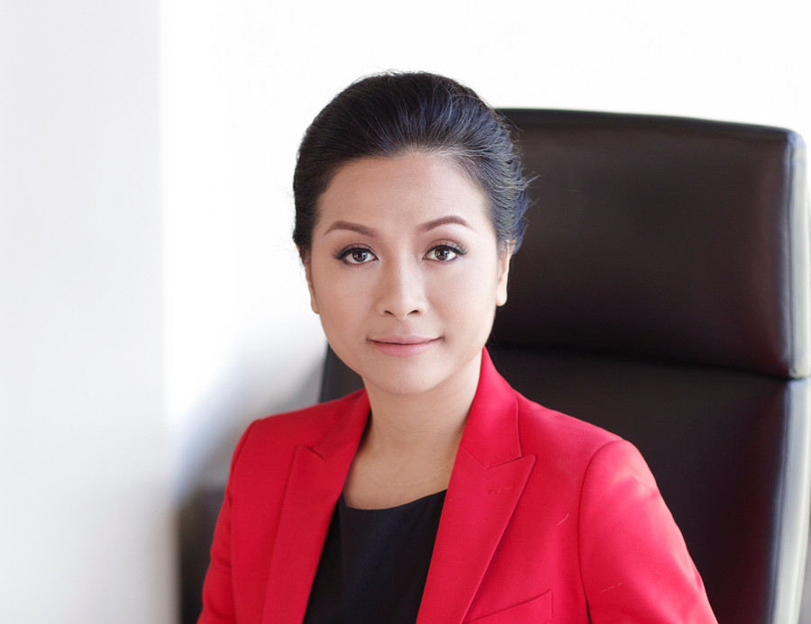 Bà Trần Uyên Phương - Phó TGD Tập đòan Tân Hiệp Phát khẳng định: Tân Hiệp Phát không quảng cáo thông tin “Trà Thanh Nhiệt Dr Thanh hỗ trợ điều trị Covid-19”
