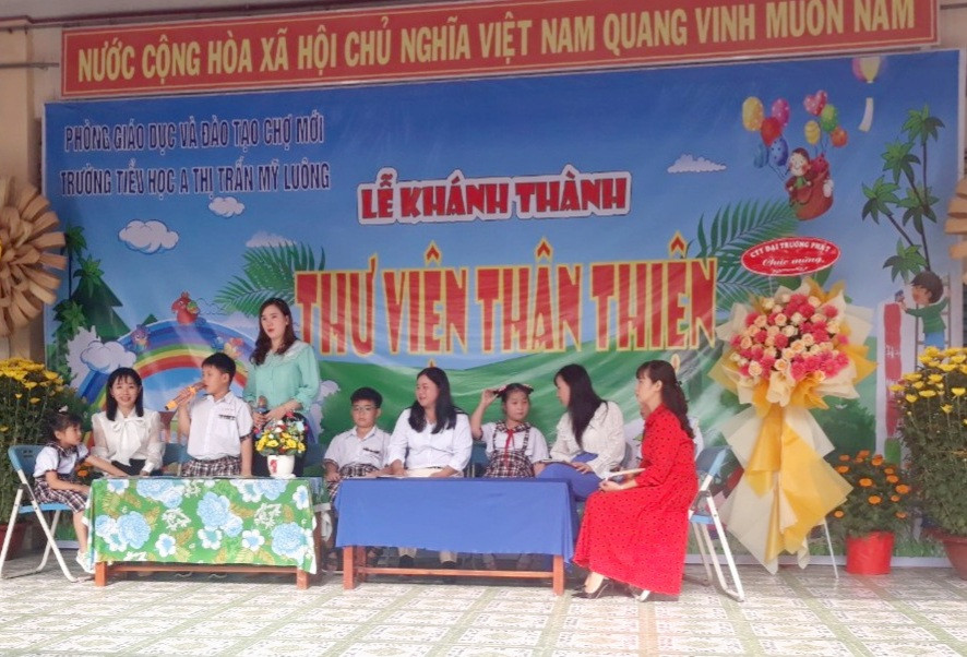 Lễ khánh thành thư viện thân thiện tại Trường TH A, huyện Chợ Mới (An Giang). Lễ khánh thành thư viện thân thiện tại Trường TH A, huyện Chợ Mới (An Giang).