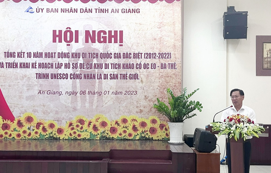 Ông Trần Anh Thư - Phó Chủ tịch UBND tỉnh An Giang phát biểu tại hội nghị. Ông Trần Anh Thư - Phó Chủ tịch UBND tỉnh An Giang phát biểu tại hội nghị.