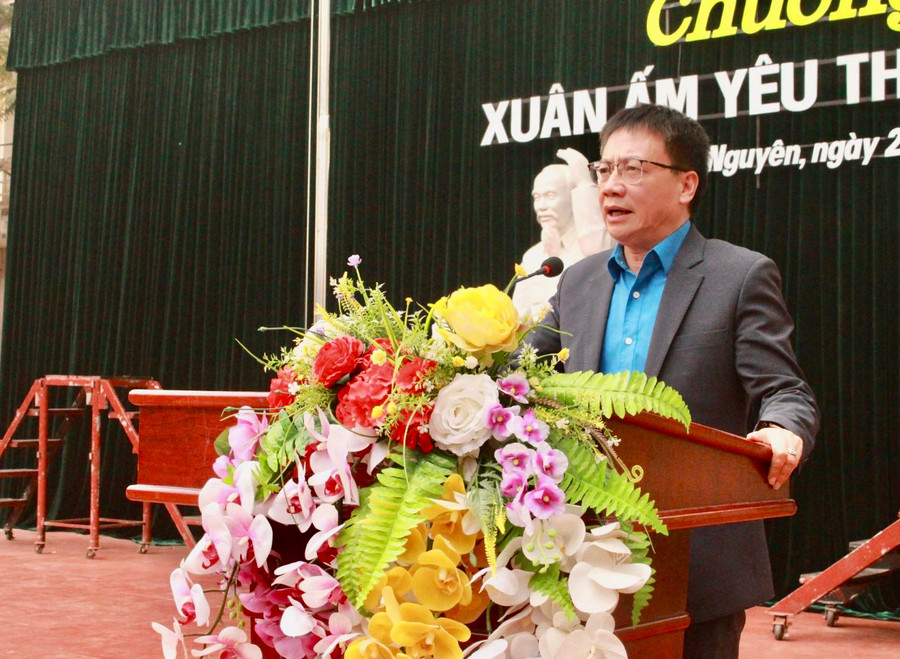 Ông Nguyễn Ngọc Ân, Chủ tịch Công đoàn Giáo dục Việt Nam phát biểu tại chương trình. Ông Nguyễn Ngọc Ân, Chủ tịch Công đoàn Giáo dục Việt Nam phát biểu tại chương trình.