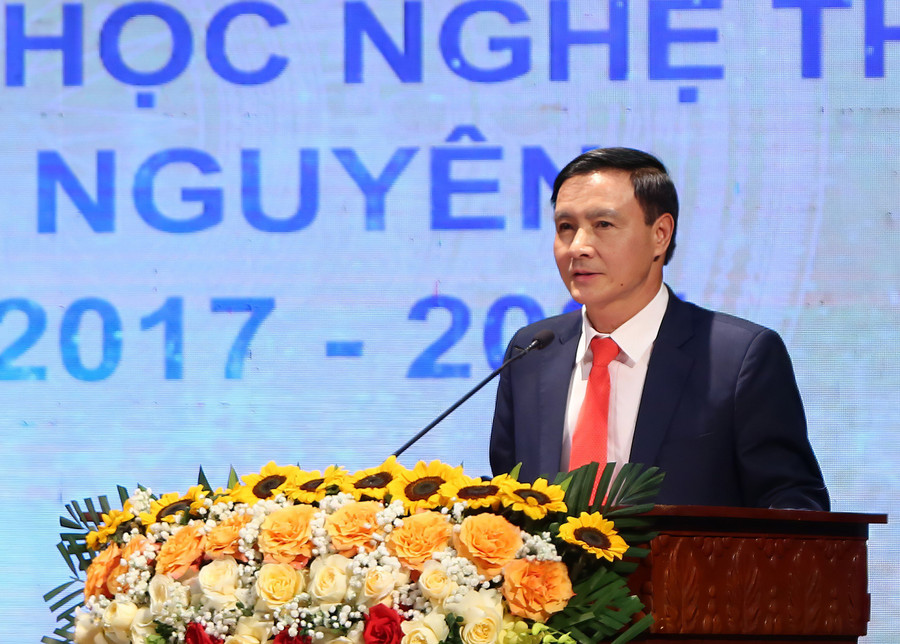 Ông Vũ Duy Hoàng, Trưởng Ban Tuyên giáo tỉnh Thái Nguyên phát biểu tại buổi lễ