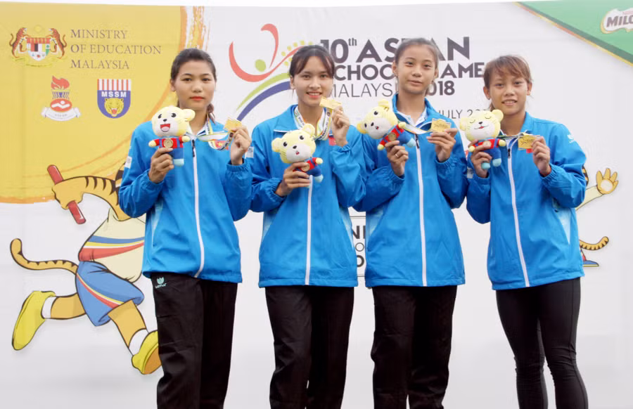 4 vận động viên điền kinh giành chiếc huy chương vàng cuối cùng cho đoàn Việt Nam tại Đại hội