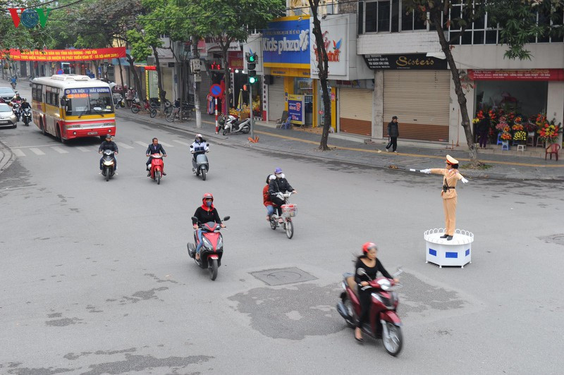 những "bóng hồng" csgt trên đường phố hải dương hình 3 nhung "bong hong" csgt tren duong pho hai duong hinh 3