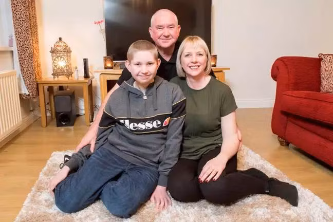 Vua trung so trieu USD, cap vo chong duoc tin con trai khoi ung thu hinh anh 2 b47b9762b5dd4c8315cc.jpg