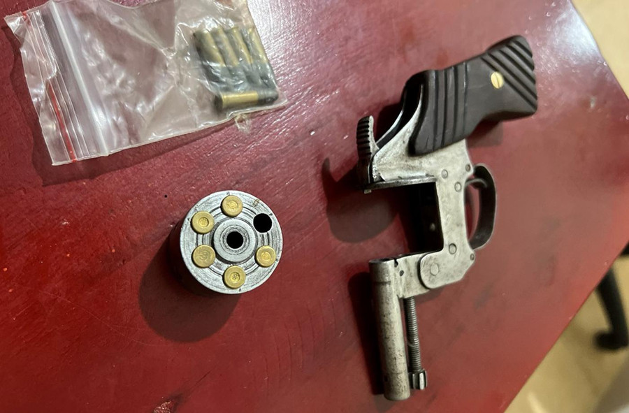 Khẩu súng mà Cao Đăng Hồng mang theo để phòng thân.