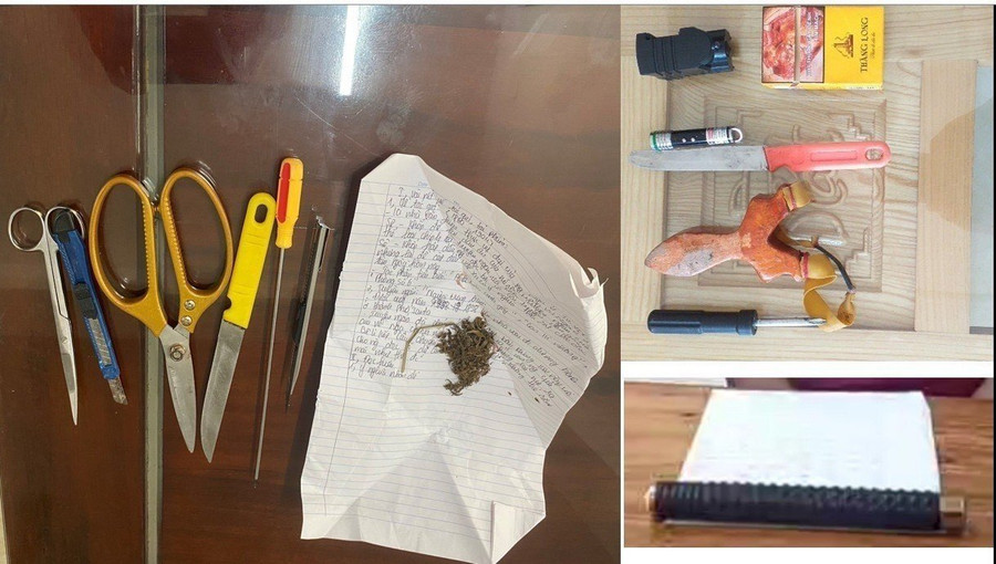 Công an huyện Nông Cống phát hiện học sinh tàng trữ cỏ mỹ, dao bấm, gậy gỗ các loại. (Ảnh: CATH). Công an huyện Nông Cống phát hiện học sinh tàng trữ cỏ mỹ, dao bấm, gậy gỗ các loại. (Ảnh: CATH).